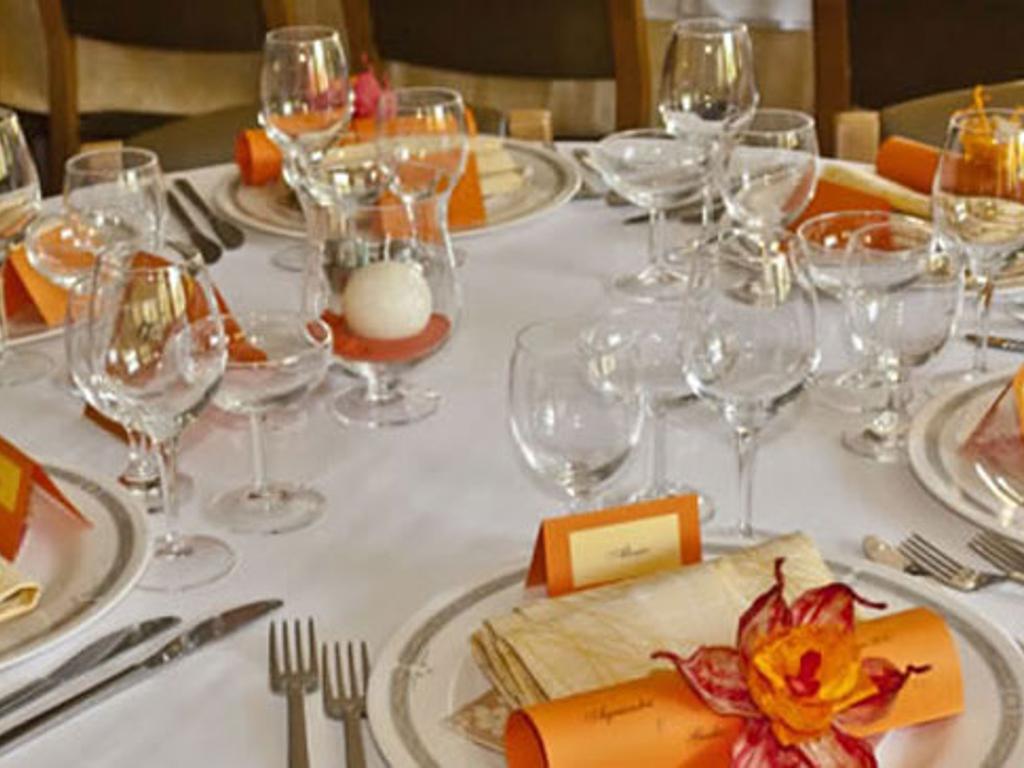 Hotel Ristorante Sassi Rossi Taceno Екстер'єр фото