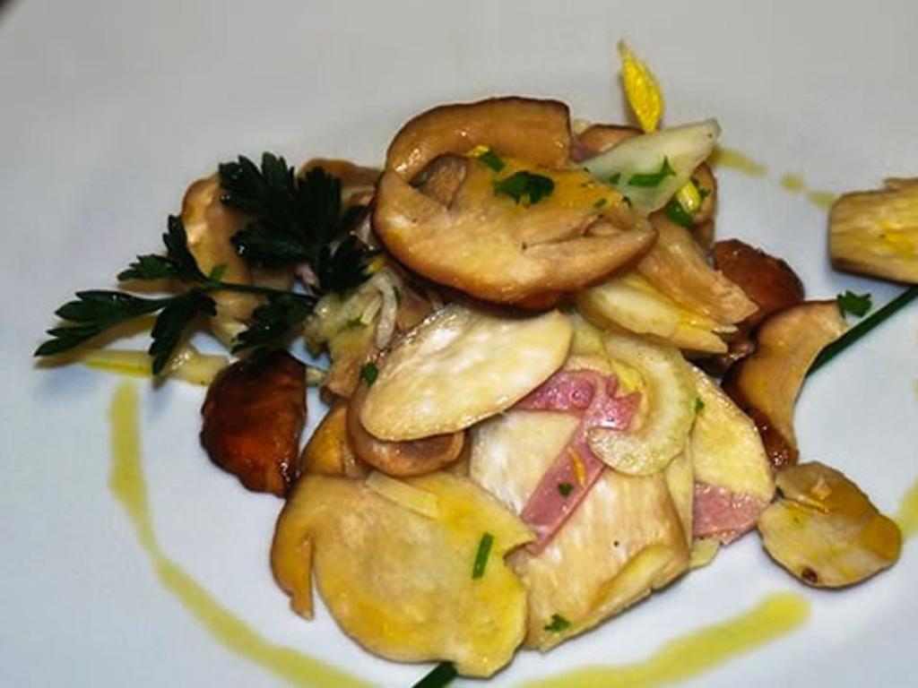 Hotel Ristorante Sassi Rossi Taceno Екстер'єр фото